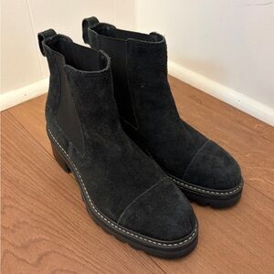 Bernardo Women’s Black Suede Ankle Boots Size 6M